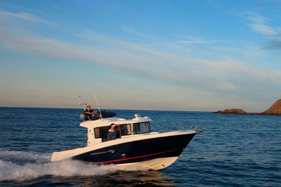 Photo of the 2015 version of the Beneteau Barracuda 9 ship